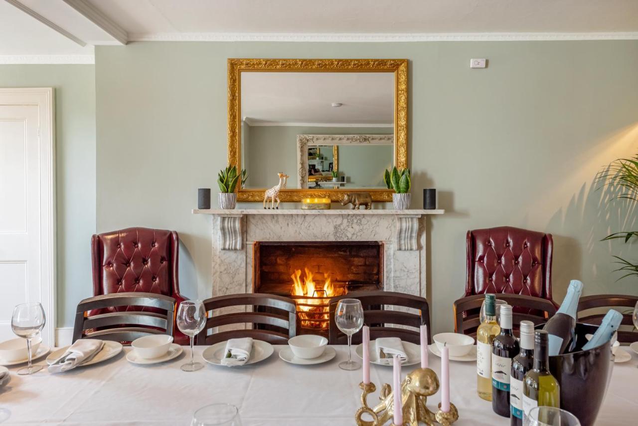 Cotswold Manor House - Country House Retreat With Hot Tub, Ideal For Large Groups Petty France 외부 사진