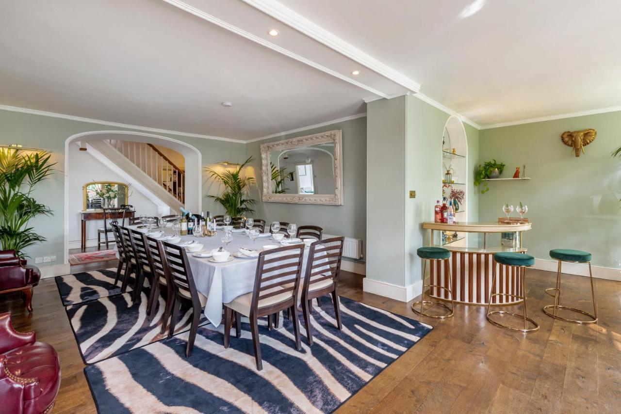 Cotswold Manor House - Country House Retreat With Hot Tub, Ideal For Large Groups Petty France 외부 사진